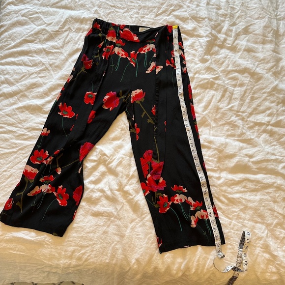 Aritzia Wilfred Faun Pants - Picture 11 of 13
